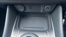 Nissan Qashqai 1.3 DiG-T MH 158 N-Connecta 5dr Petrol Hatchback